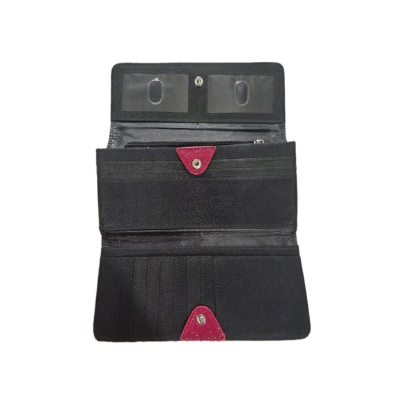 Kenneth Cole Reaction Pink Patent Leather Tri-Fold Wallet - Picture 5 of 6